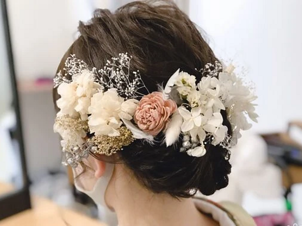 プロが選ぶヘアセット専門店｜技術力で差をつける美髪スタイリングの画像